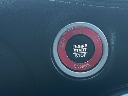 Used 2022 Dodge Challenger R/T Scat Pack RWD image 25