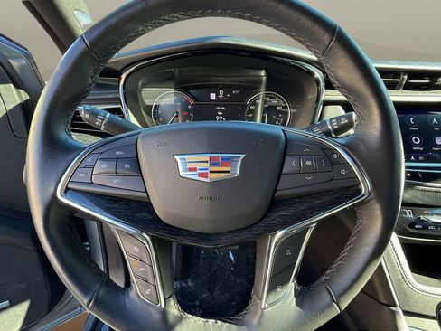 Certified 2023 Cadillac XT5 Premium Luxury image 12