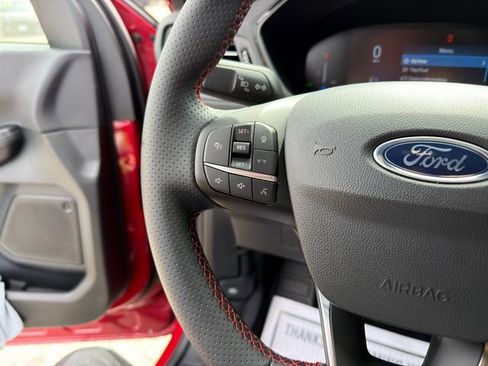 Used 2025 Ford Escape ST-Line w/ Tech Pack #1 FWD image 34
