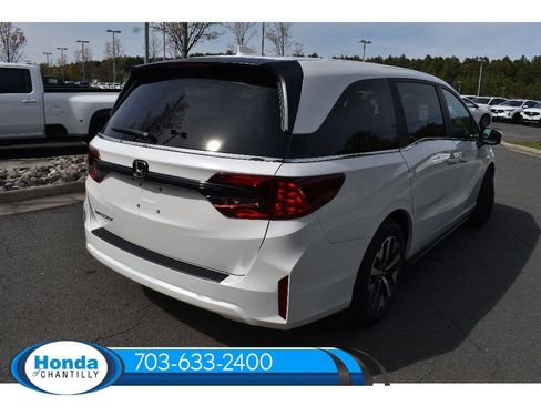 New 2026 Honda Odyssey EX-L image 7