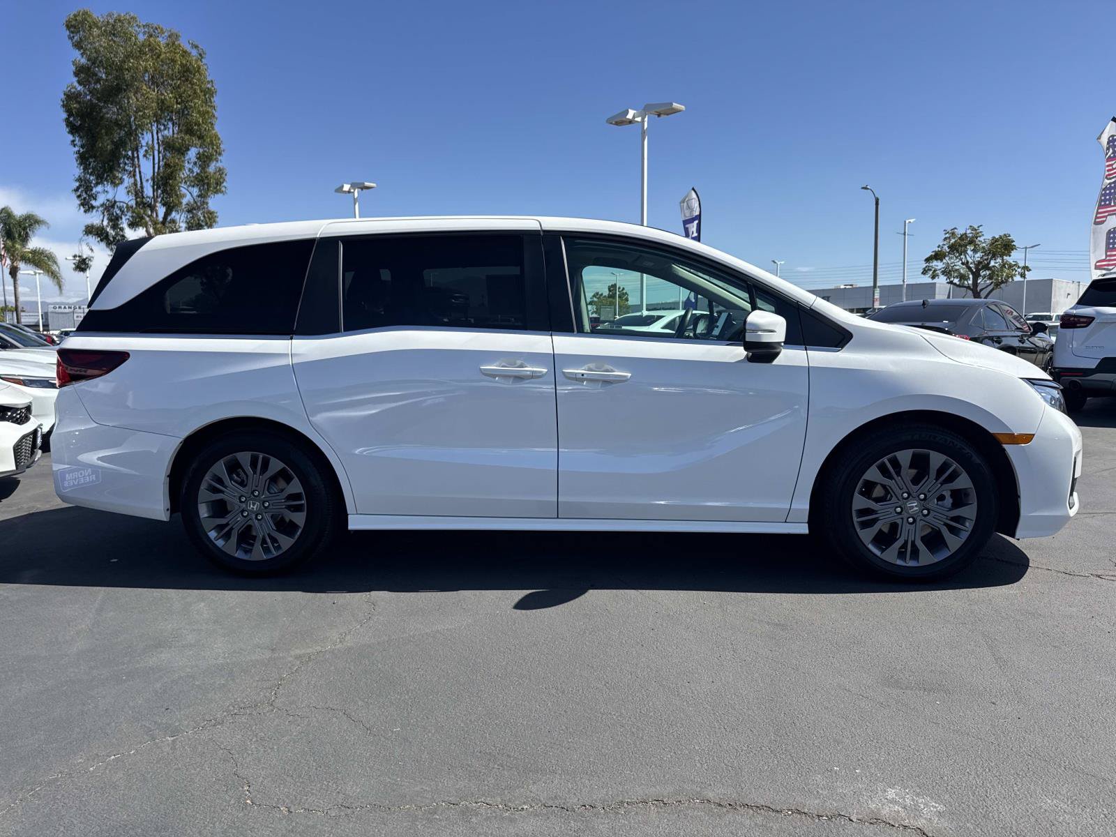 Used 2026 Honda Odyssey Touring image 6