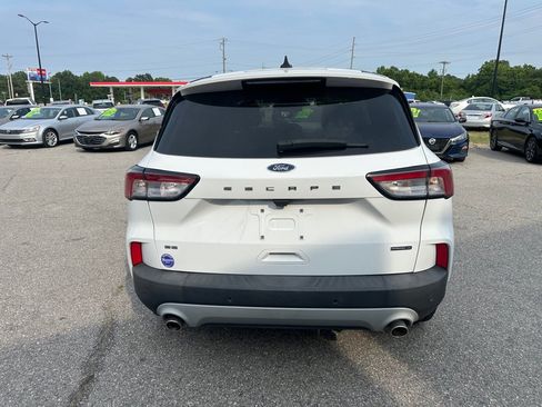 Used 2022 Ford Escape SE AWD/4WD image 4