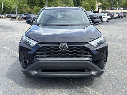 Used 2025 Toyota RAV4 XLE FWD image 2