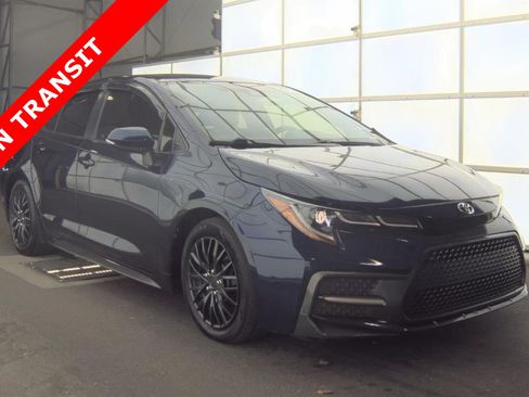 Used 2020 Toyota Corolla SE w/ SE Premium Package image 3