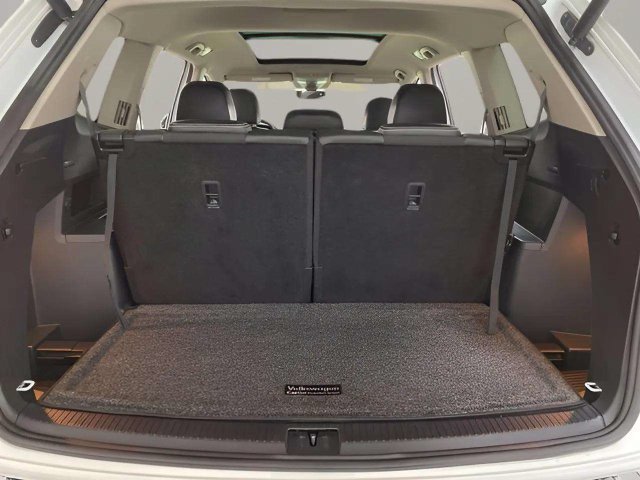 Used 2021 Volkswagen Atlas SEL R-Line FWD image 82