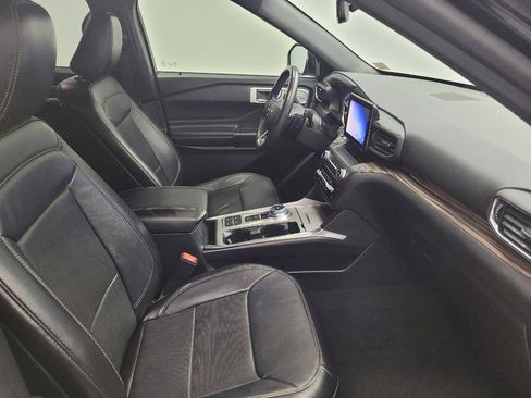 Used 2020 Ford Explorer Limited RWD image 21