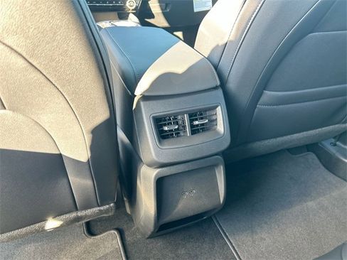 New 2026 Chevrolet Equinox EV LT image 20