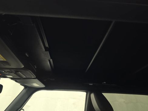 Used 2024 Ford Bronco Wildtrak image 18