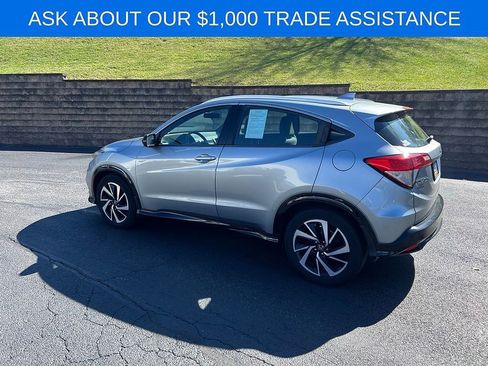 Used 2019 Honda HR-V Sport image 7