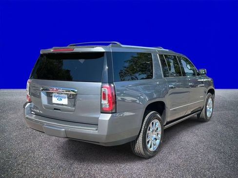 Used 2019 GMC Yukon XL Denali AWD/4WD image 3