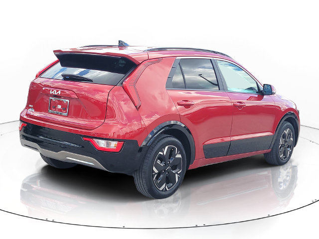 Used 2025 Kia Niro Wind w/ Wind Preserve Package FWD image 5