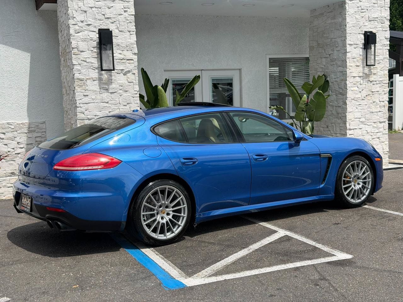 Used 2015 Porsche Panamera 4 AWD/4WD image 16