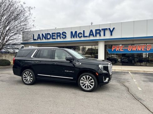 Used 2022 GMC Yukon Denali image 1
