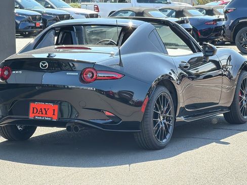 New 2026 MAZDA MX-5 Miata RF Club w/ Weather Package RWD image 4