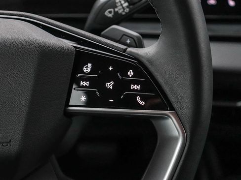 Used 2025 Audi Q6 e-tron Premium w/ Convenience Package image 21