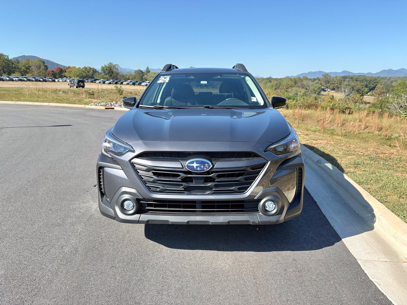 Certified 2024 Subaru Outback Premium AWD/4WD image 2