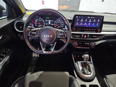 Used 2024 Kia Forte GT-Line image 7