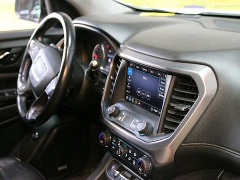Used 2020 GMC Acadia AT4 w/ GMC Pro Grade Package AWD/4WD image 10