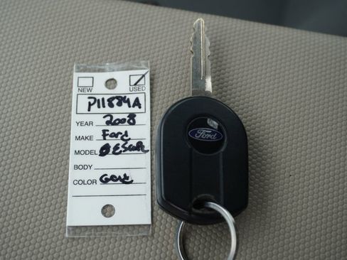 Used 2008 Ford Escape XLS image 27