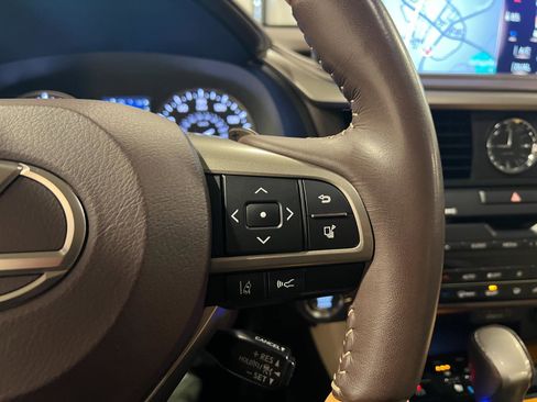 Used 2020 Lexus RX 350 AWD w/ Premium Package image 16