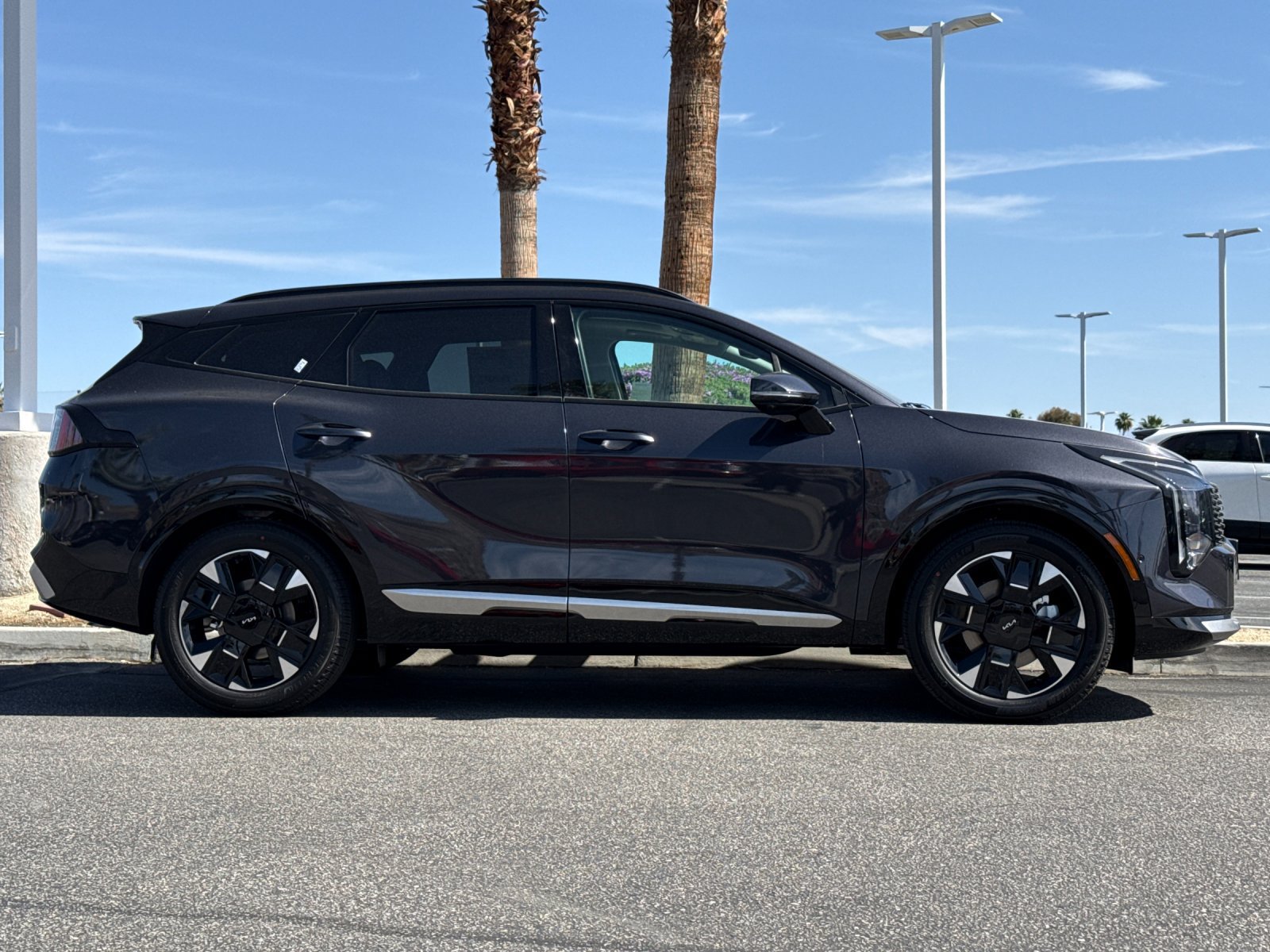 New 2026 Kia Sportage SX FWD image 2