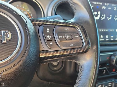 Used 2021 Jeep Gladiator Willys image 26