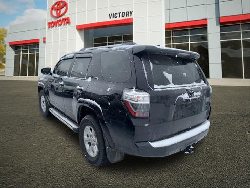 Used 2024 Toyota 4Runner SR5 Premium w/ Moonroof Package image 4