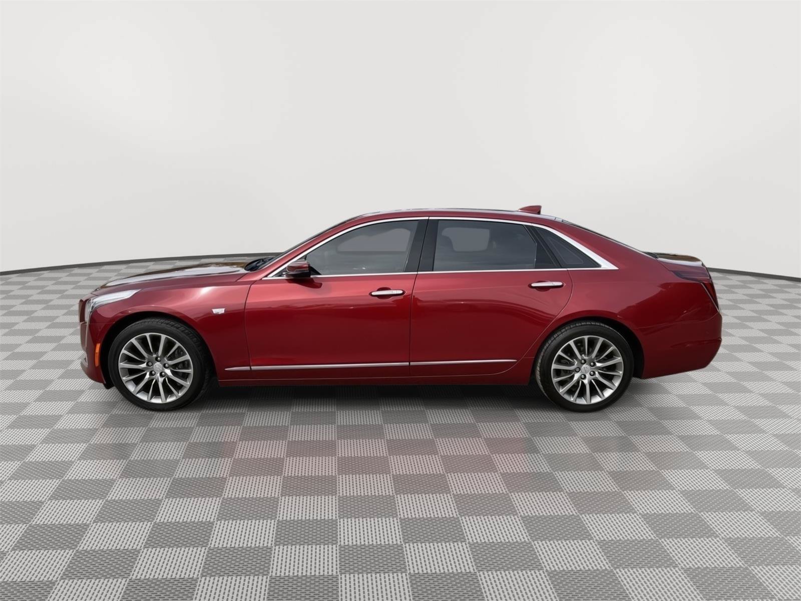 Used 2018 Cadillac CT6 Luxury AWD/4WD image 4