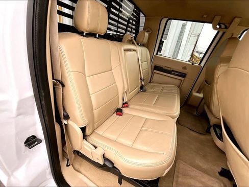 Used 2008 Ford F250 Lariat image 19