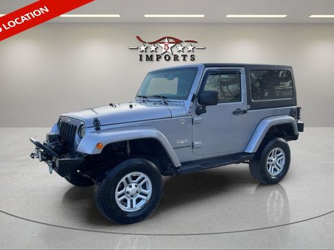 Used 2015 Jeep Wrangler Sahara w/ Dual Top Group AWD/4WD image 1