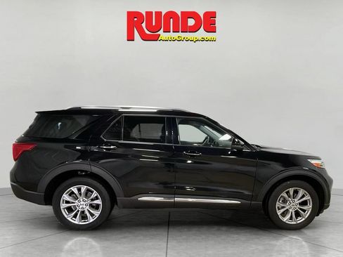 Used 2023 Ford Explorer Limited w/ Equipment Group 301A AWD/4WD image 6