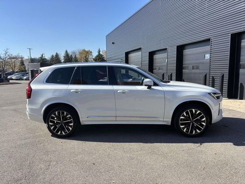 New 2026 Volvo XC90 B6 Ultra image 8