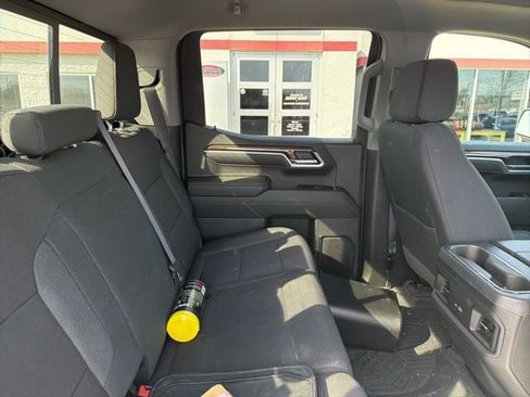 Used 2025 Chevrolet Silverado 1500 LT image 11