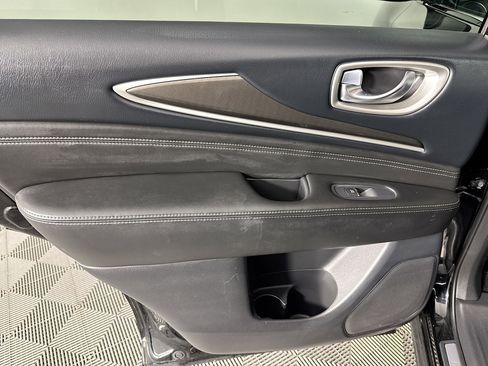 Used 2018 INFINITI QX60 Luxe AWD/4WD image 22
