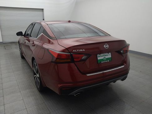 Used 2021 Nissan Altima 2.5 SR w/ SR Premium Package image 6
