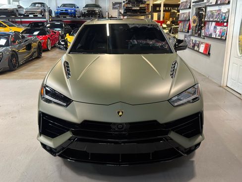 Used 2024 Lamborghini Urus S AWD/4WD image 3
