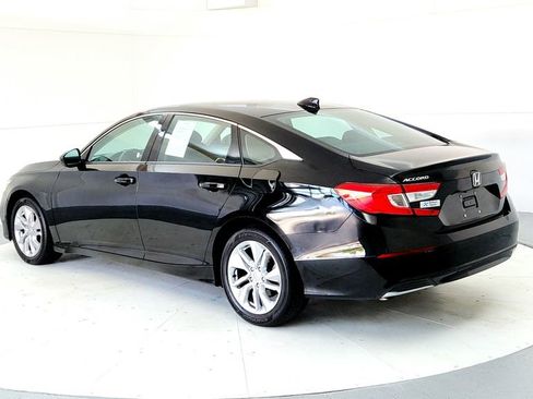 Used 2020 Honda Accord LX image 4