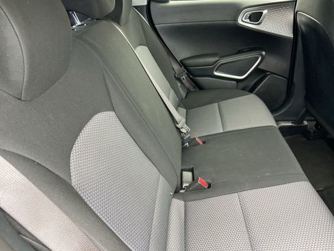 Used 2023 Kia Soul LX w/ Option Group 015 FWD image 21