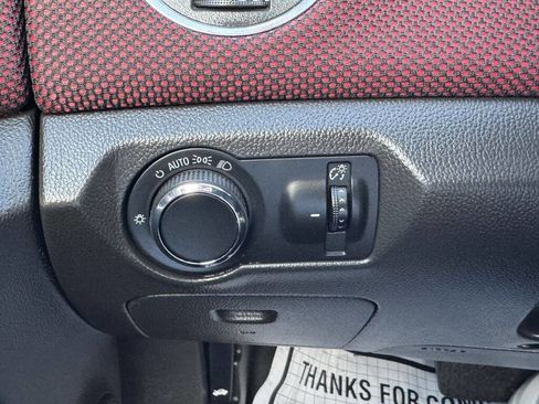 Used 2014 Chevrolet Cruze LT image 13