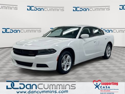 Used 2022 Dodge Charger SXT image 1