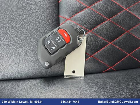 Used 2024 Jeep Gladiator Rubicon w/ Convenience Group image 33