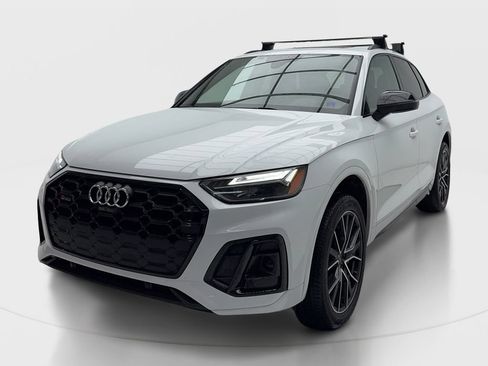 Used 2024 Audi SQ5 Premium Plus w/ Premium Plus Package AWD/4WD image 4