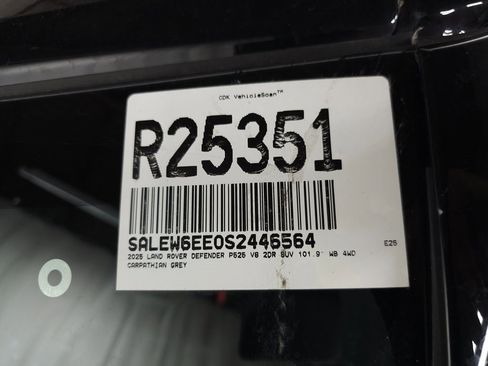 New 2025 Land Rover Defender 90 V8 image 37