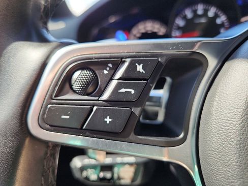 Certified 2020 Porsche Cayenne image 19