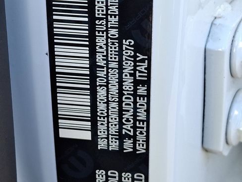 Certified 2022 Jeep Renegade Limited w/ Sun, Sound & Wheels Group image 28