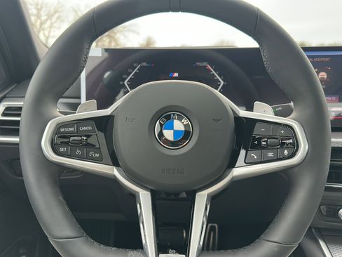 New 2026 BMW 330i Sedan w/ M Sport Package image 18