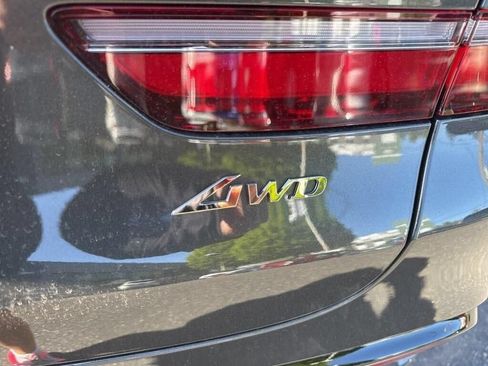New 2025 Genesis GV80 3.5T e-SC AWD/4WD image 13