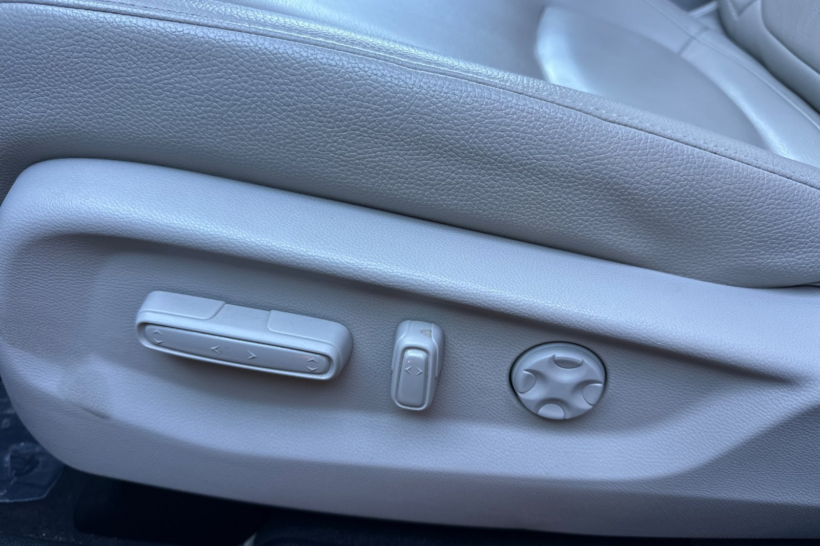 Used 2025 Honda Odyssey EX-L image 13