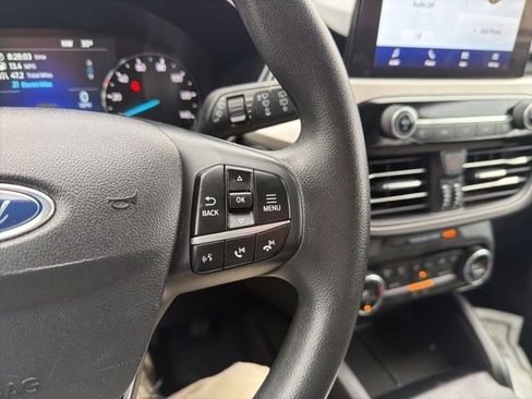 Certified 2021 Ford Escape SE image 36