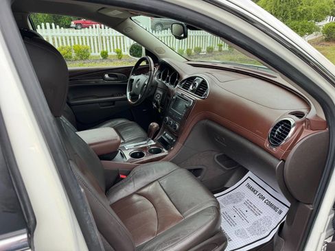 Used 2014 Buick Enclave Leather w/ Trailering Provision Package FWD image 16